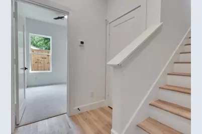 2711 Delano Street, Houston, TX 77004 - Photo 9