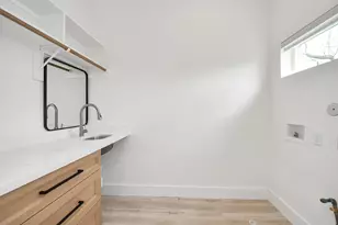 2711 Delano St, Houston, TX 77004 - Photo 29