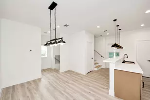 2711 Delano St, Houston, TX 77004 - Photo 13