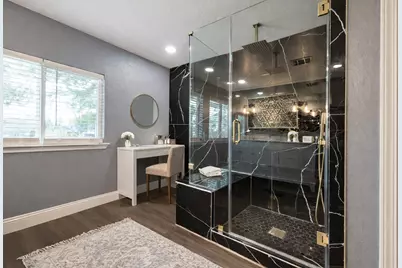 606 E Ahldag Avenue, Wharton, TX 77488 - Photo 15