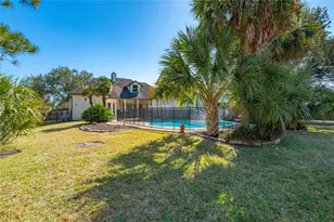 204 Leisure Ln, Friendswood, TX 77546 - Photo 3