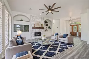 204 Leisure Ln, Friendswood, TX 77546 - Photo 21