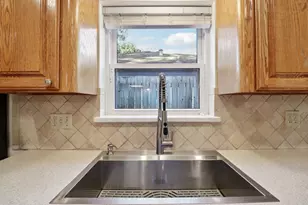 11118 Cedarview Ln, Houston, TX 77041 - Photo 9