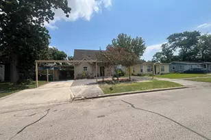 1755 Alta Vista St, Houston, TX 77023 - Photo 3