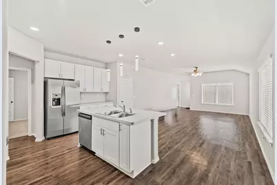 10726 Lavender Cotton Lane, Houston, TX 77016 - Photo 7