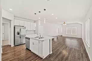 10726 Lavender Cotton Ln, Houston, TX 77016 - Photo 7