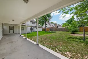 1102 Belaya Ln, Houston, TX 77090 - Photo 39