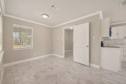 1102 Belaya Lane, Houston, TX 77090 - Photo 13