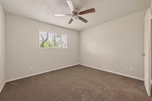 1102 Belaya Ln, Houston, TX 77090 - Photo 23