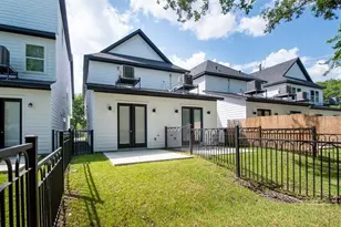 5115 Briscoe St, Houston, TX 77033 - Photo 5
