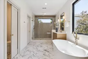 7210 Jalna St, Houston, TX 77055 - Photo 17