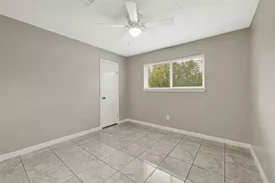 20135 Timber Line Ln, New Caney, TX 77357 - Photo 17