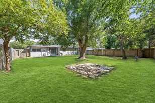 921 22nd Ave N, Texas City, TX 77590 - Photo 15