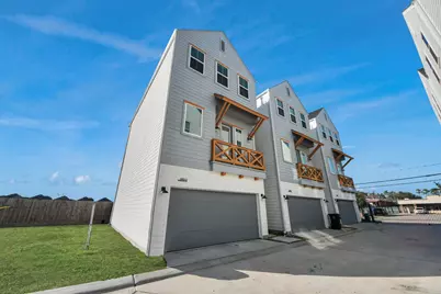 3905 Pinemont Drive #E, Houston, TX 77018 - Photo 3