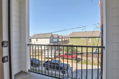 1020 W 15th 1/2 Street #B, Houston, TX 77008 - Photo 25