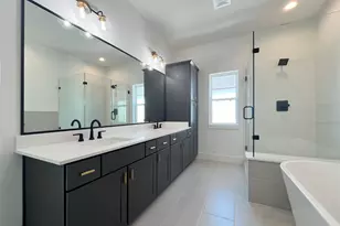 326 Eastwood St, Houston, TX 77011 - Photo 29