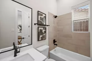 326 Eastwood St, Houston, TX 77011 - Photo 11