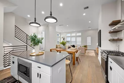 326 Eastwood Street, Houston, TX 77011 - Photo 15