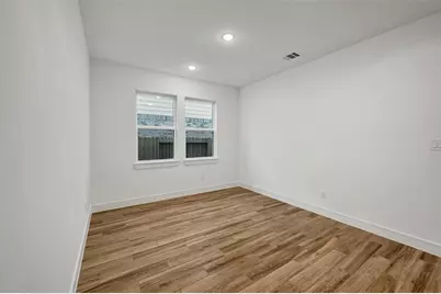 5411 Kingdom Heights Boulevard, Rosenberg, TX 77471 - Photo 5