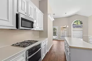712 Forest Ln Dr, Conroe, TX 77302 - Photo 13