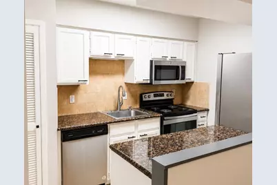 2230 S Piney Point Road #221, Houston, TX 77063 - Photo 7