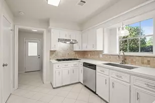 15002 Carols Way Dr, Houston, TX 77070 - Photo 11