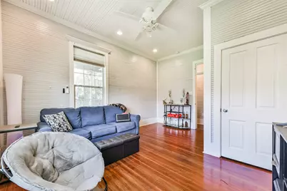 503 W Blum Street, Alvin, TX 77511 - Photo 19