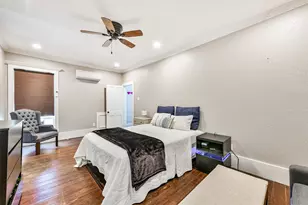503 W Blum St, Alvin, TX 77511 - Photo 23