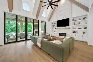 129 Larkhaven Dr, Montgomery, TX 77316 - Photo 11