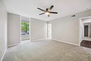 5242 Memorial Dr, Houston, TX 77007 - Photo 11