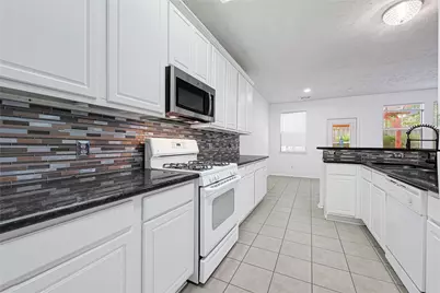 16106 Greenport Lane, Houston, TX 77084 - Photo 7