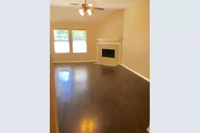 203 Fairwind Trail Drive, Conroe, TX 77385 - Photo 11