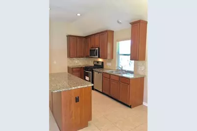 203 Fairwind Trail Drive, Conroe, TX 77385 - Photo 13