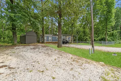 165 Black Walnut, Livingston, TX 77351 - Photo 9