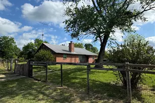 6674 Fm 3060, Midway, TX 75852 - Photo 1