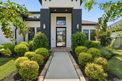 10110 Mariner Oaks Drive, Missouri City, TX 77459 - Photo 1
