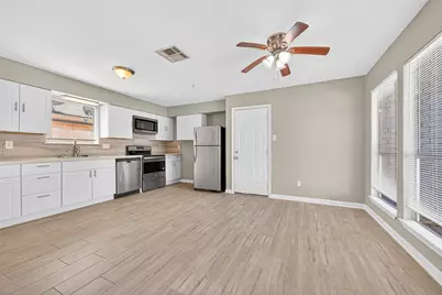 5054 Pine Cliff Drive, Houston, TX 77084 - Photo 9