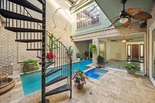 45 Bayou Pointe Dr, Houston, TX 77063 - Photo 17