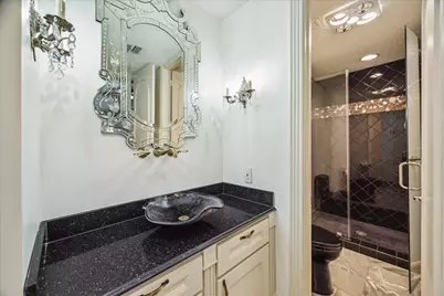 45 Bayou Pointe Drive, Houston, TX 77063 - Photo 9