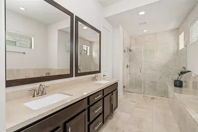 2609 Riverside Drive #E, Houston, TX 77004 - Photo 13