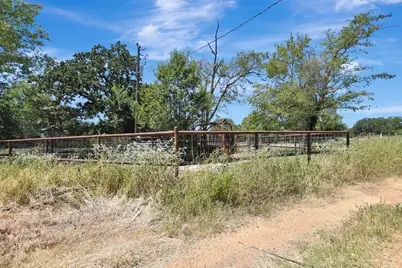 9596 Wallace Road, Midway, TX 75852 - Photo 37
