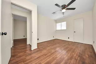 9001 Imogene St, Houston, TX 77036 - Photo 19