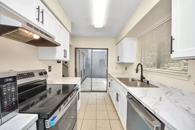 9001 Imogene Street #A, Houston, TX 77036 - Photo 7