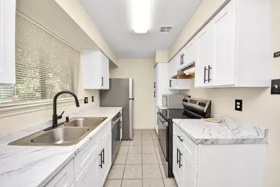 9001 Imogene Street #A, Houston, TX 77036 - Photo 5