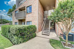2023 Gentryside Dr, Houston, TX 77077 - Photo 3