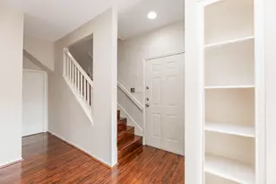 2023 Gentryside Dr, Houston, TX 77077 - Photo 9