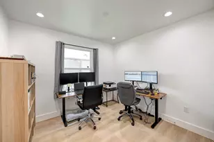 4536 Sunburst St, Bellaire, TX 77401 - Photo 17