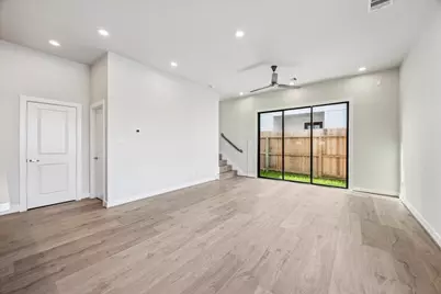 3911 Willowbend Point, Houston, TX 77025 - Photo 5