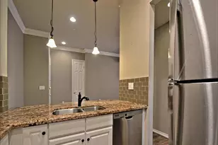 2400 McCue Rd, Houston, TX 77056 - Photo 7