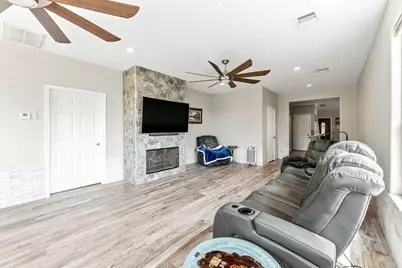 9010 Point Barrow Road, Beach City, TX 77523 - Photo 15